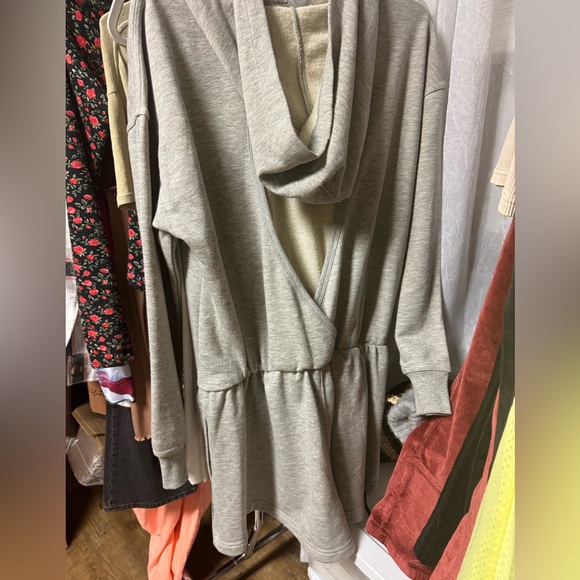 FP Movement Such A Flirt Romper - Gray Size Small NWOT Retail $98 - Picture 5 of 6